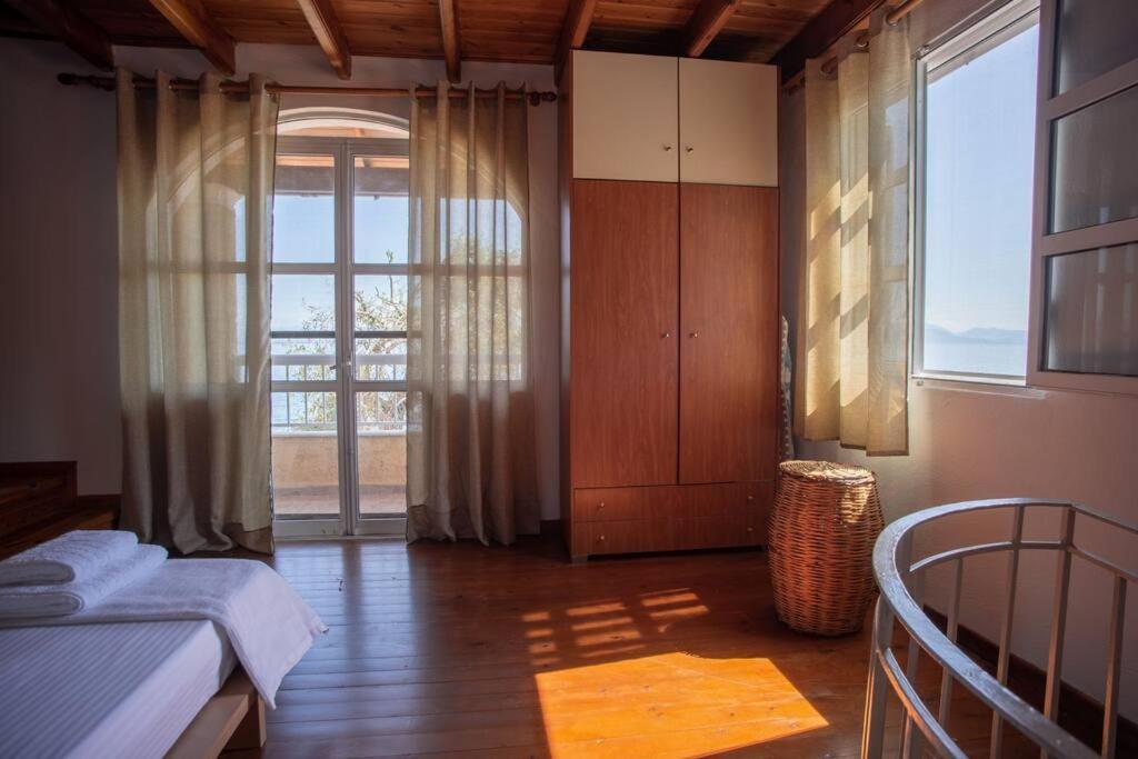 Kohyli Beachfront House Agia Pelagia Chlomou Екстериор снимка