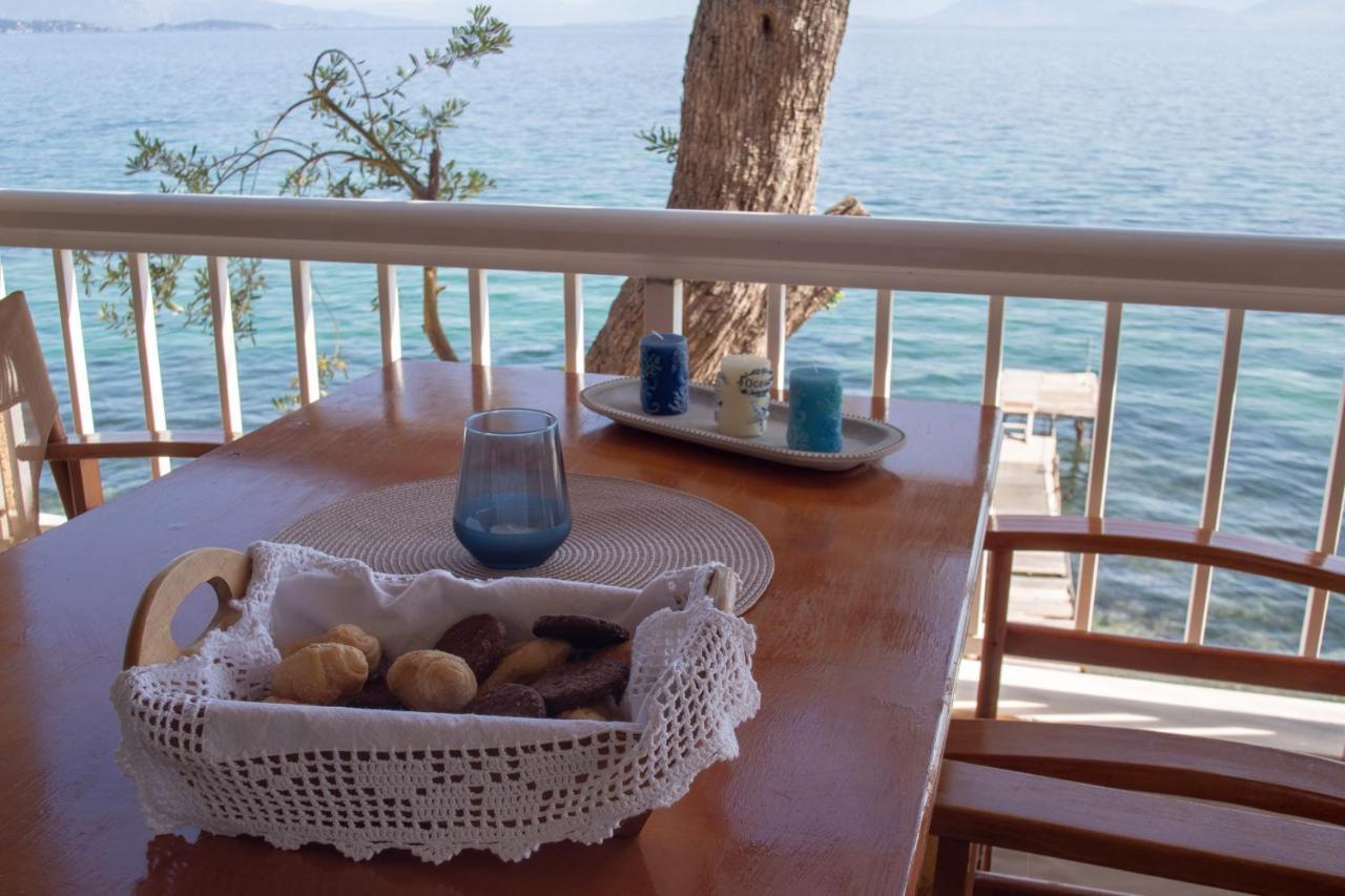 Kohyli Beachfront House Agia Pelagia Chlomou Екстериор снимка