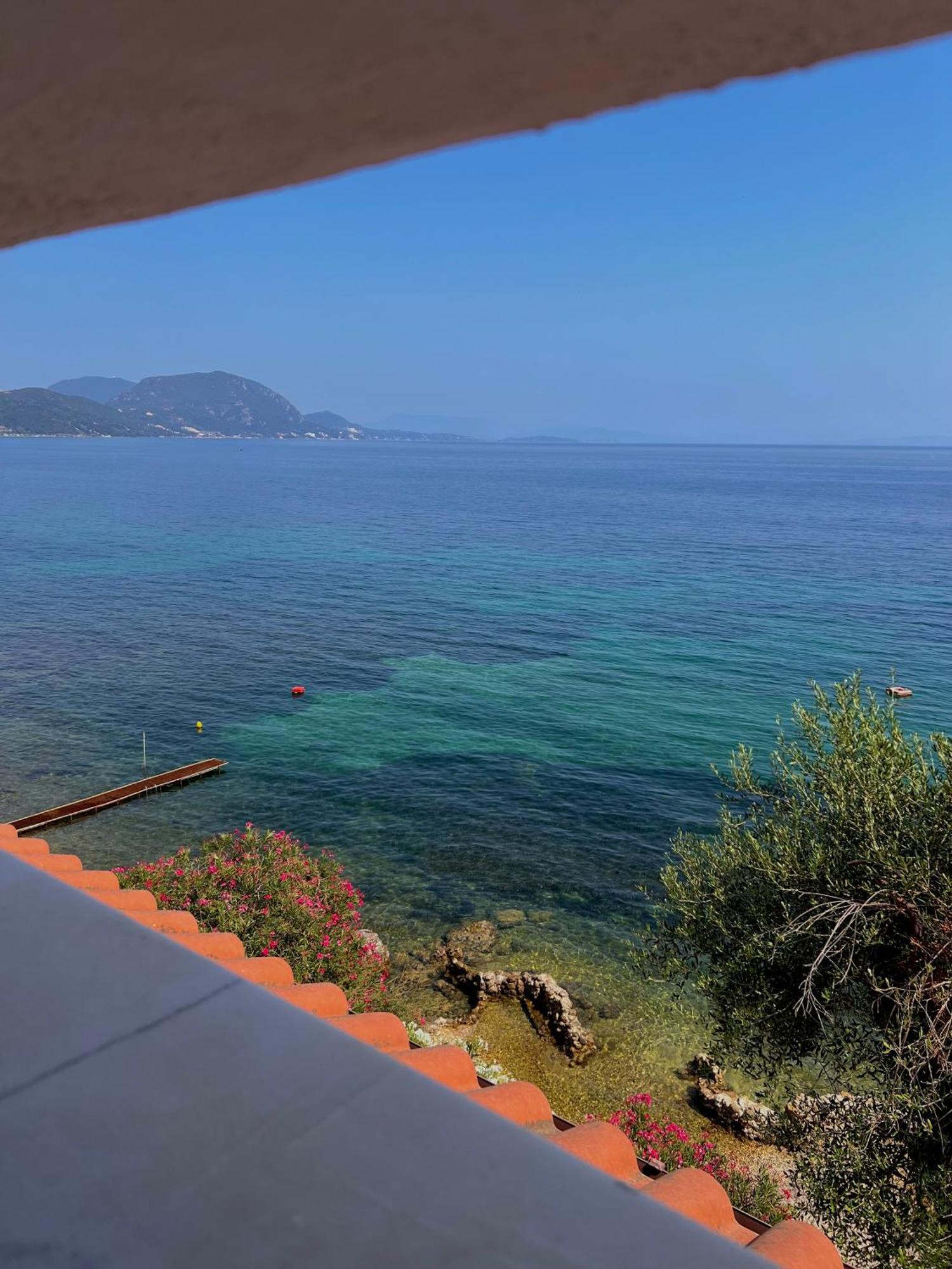 Kohyli Beachfront House Agia Pelagia Chlomou Екстериор снимка