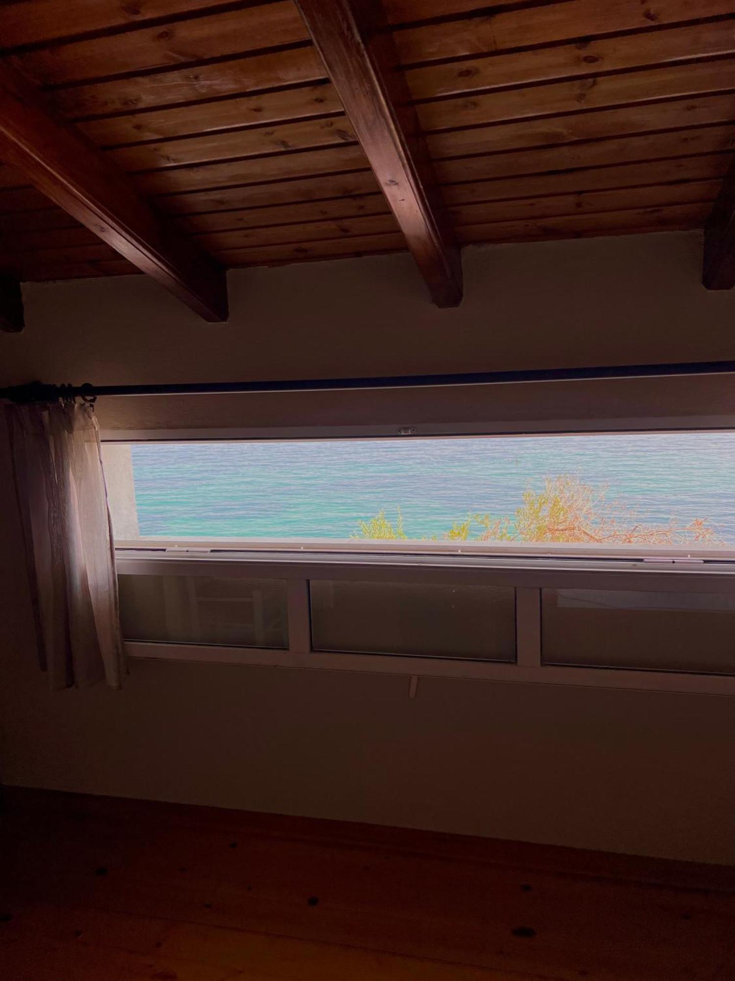 Kohyli Beachfront House Agia Pelagia Chlomou Екстериор снимка
