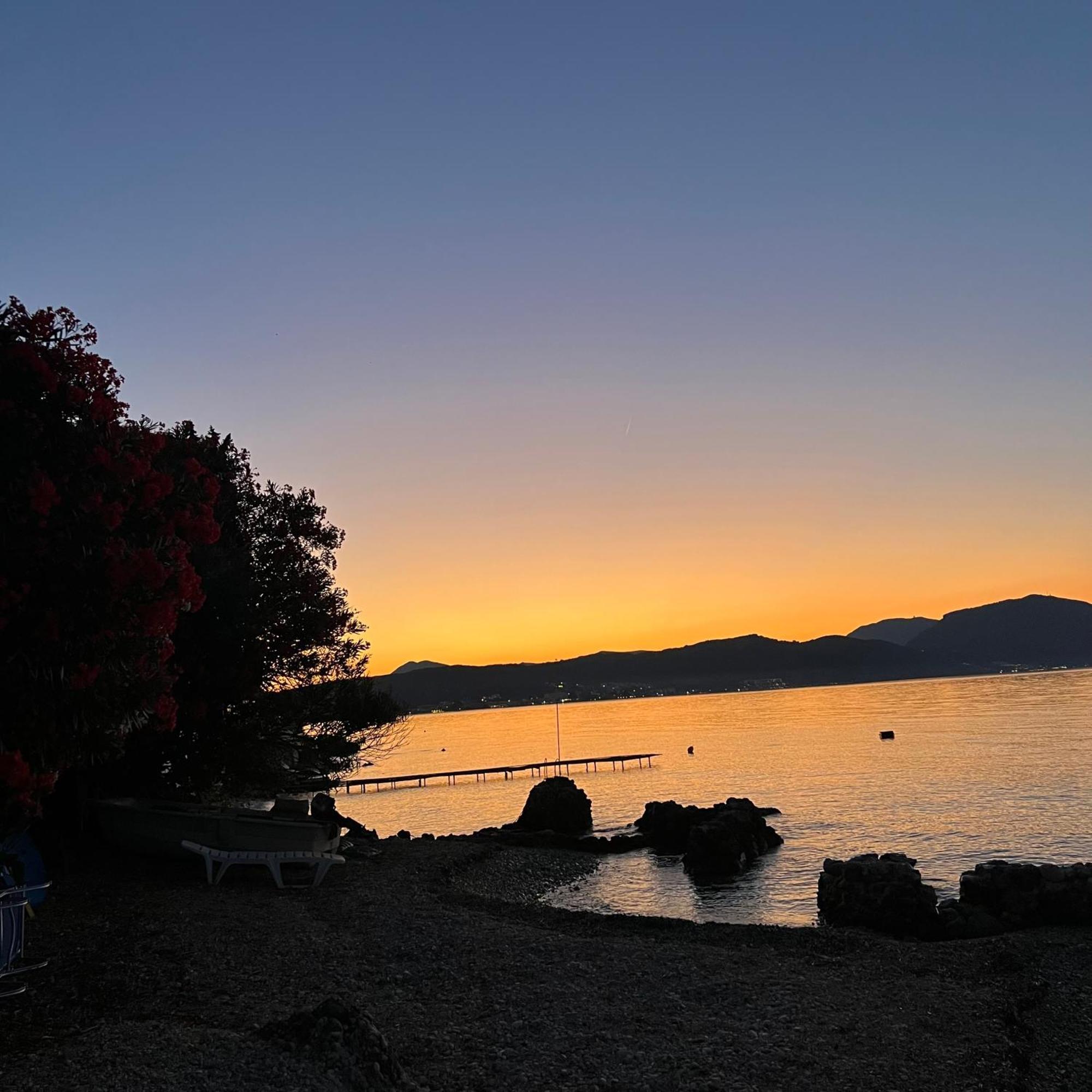 Kohyli Beachfront House Agia Pelagia Chlomou Екстериор снимка