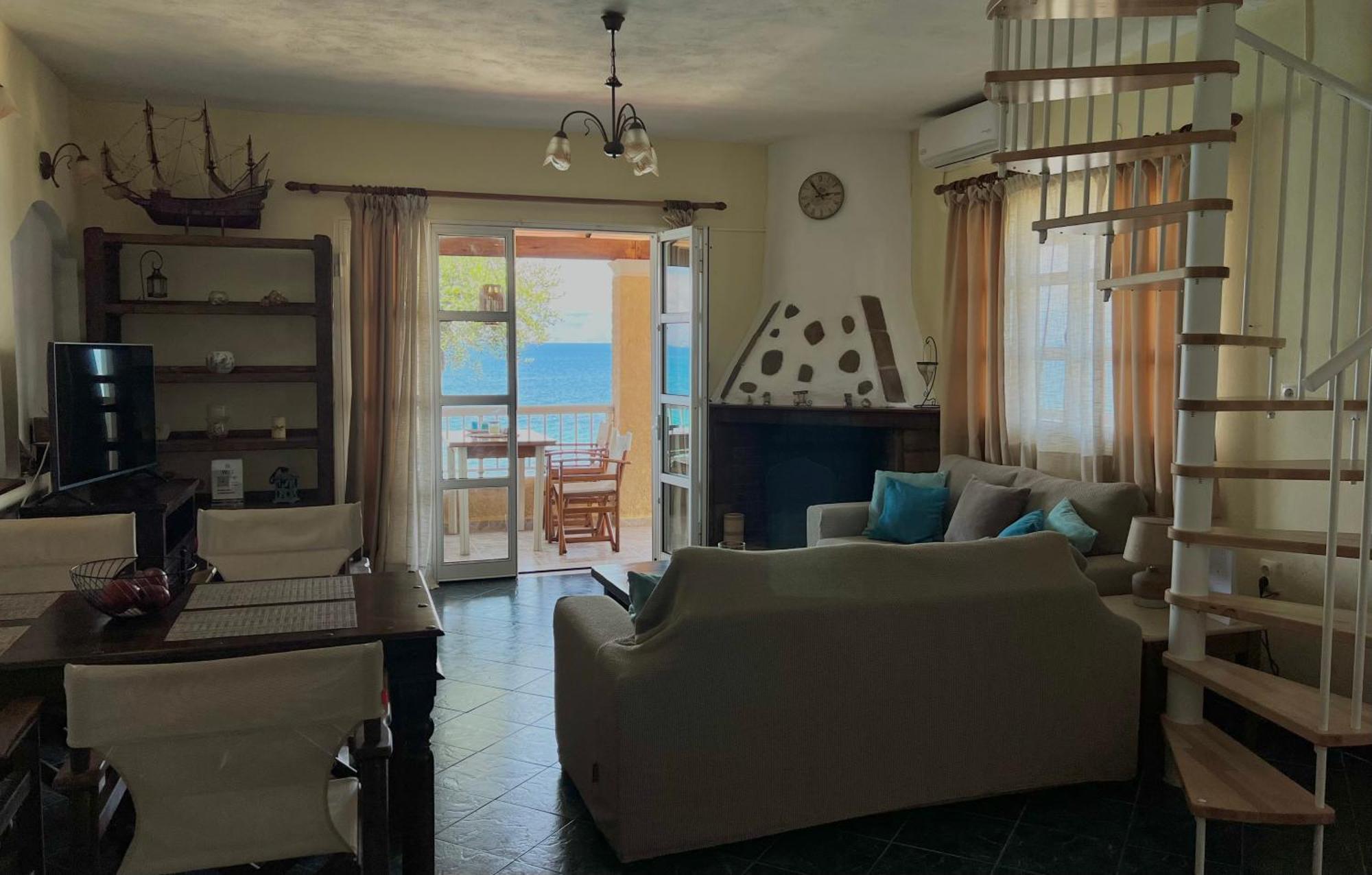 Kohyli Beachfront House Agia Pelagia Chlomou Екстериор снимка