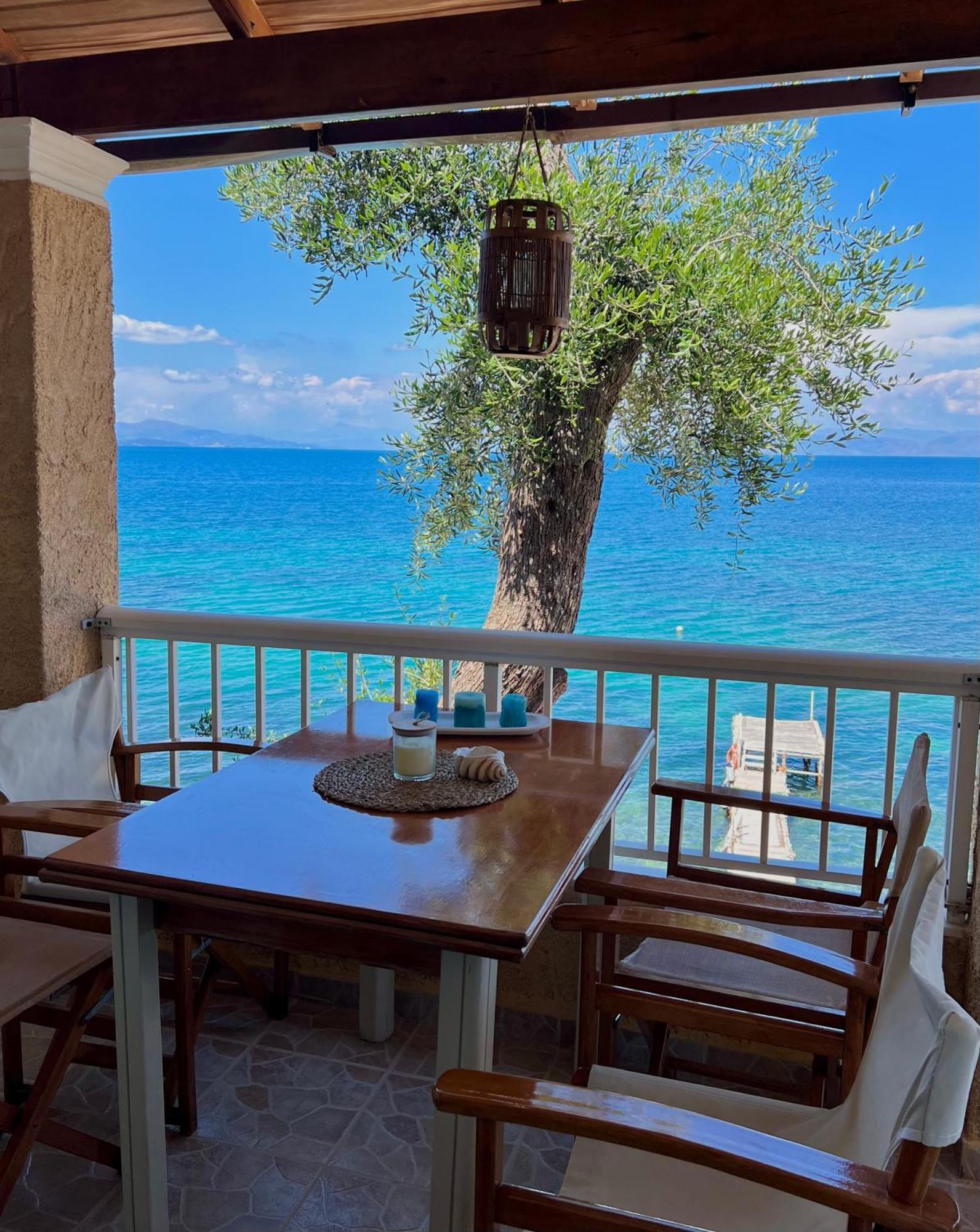Kohyli Beachfront House Agia Pelagia Chlomou Екстериор снимка